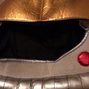 Meet your Posher, Yesenia